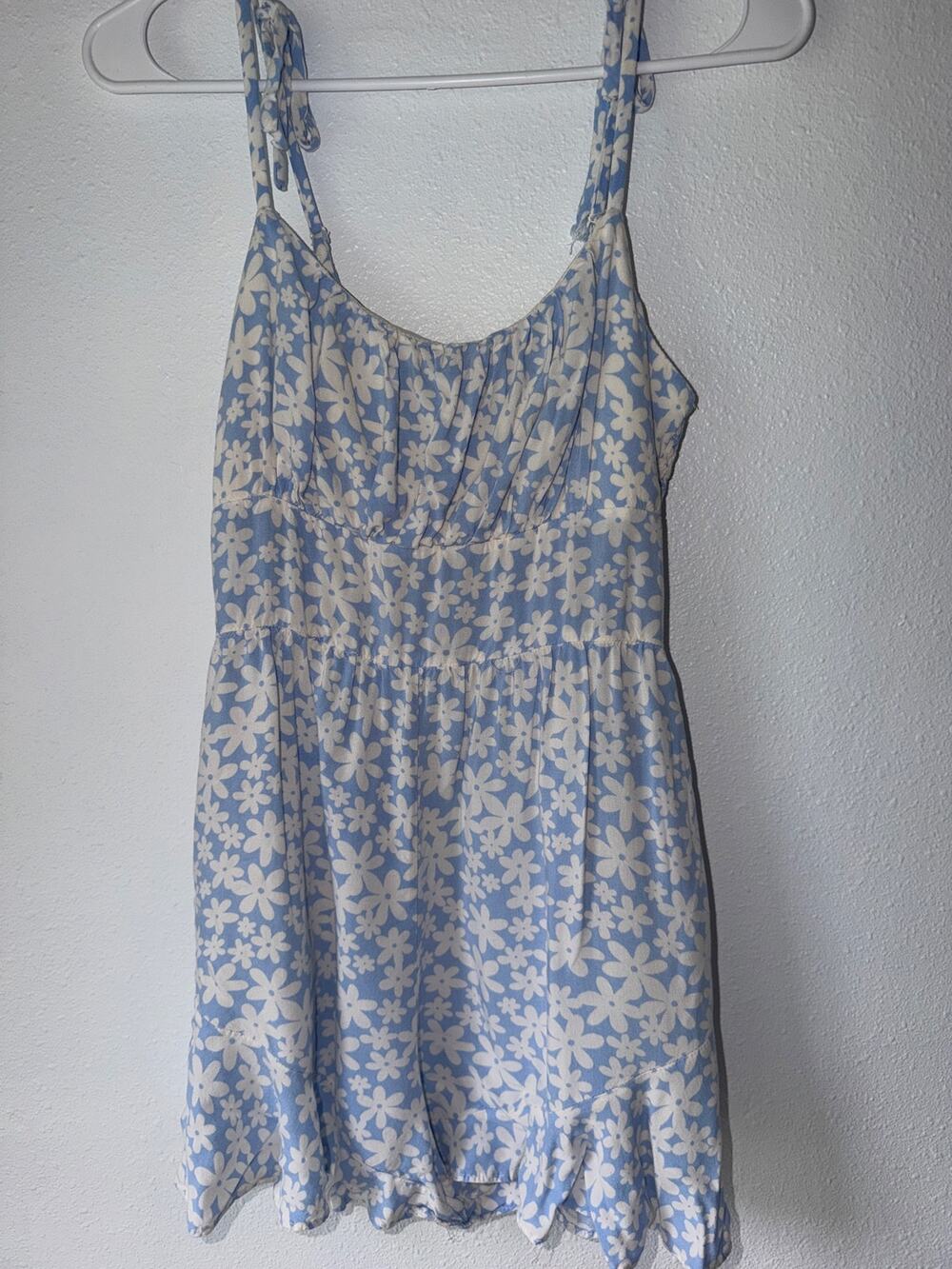 Lily Rose Blue White Floral Spaghetti Strap Adjustable Ruched Romper Jumper Med